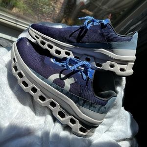 On Cloud Cloudmonster * REASONABLE offers only please *